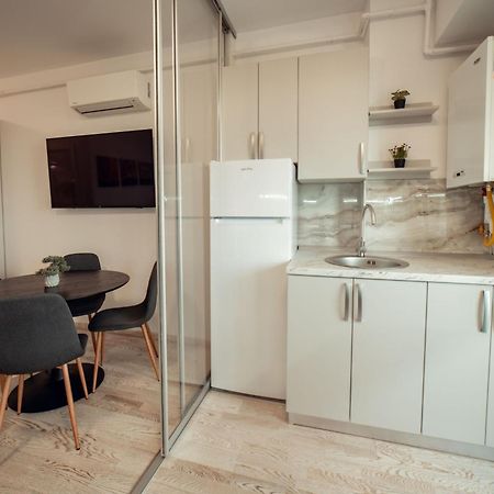 Cozy Accommodation Central City - ยาช ภายนอก รูปภาพ