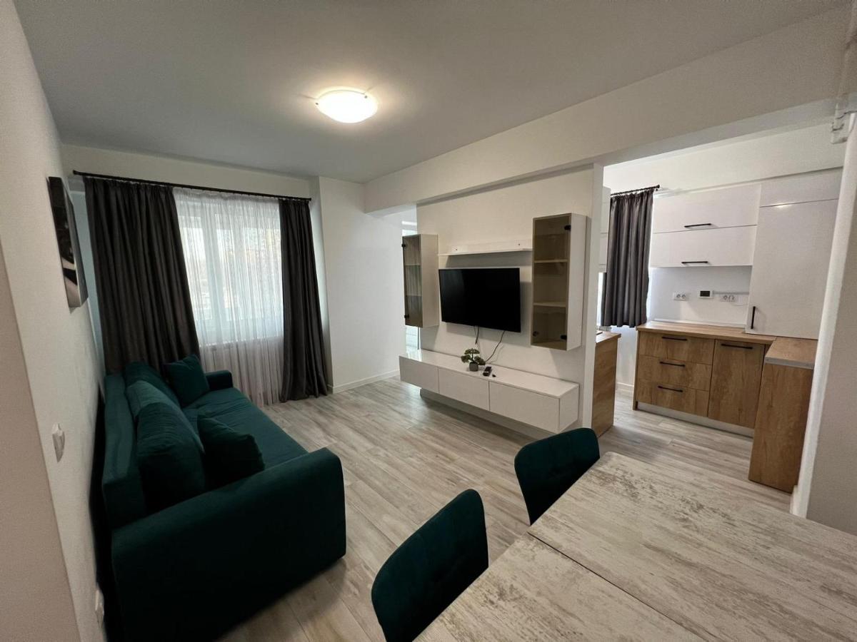 Cozy Accommodation Central City - ยาช ภายนอก รูปภาพ