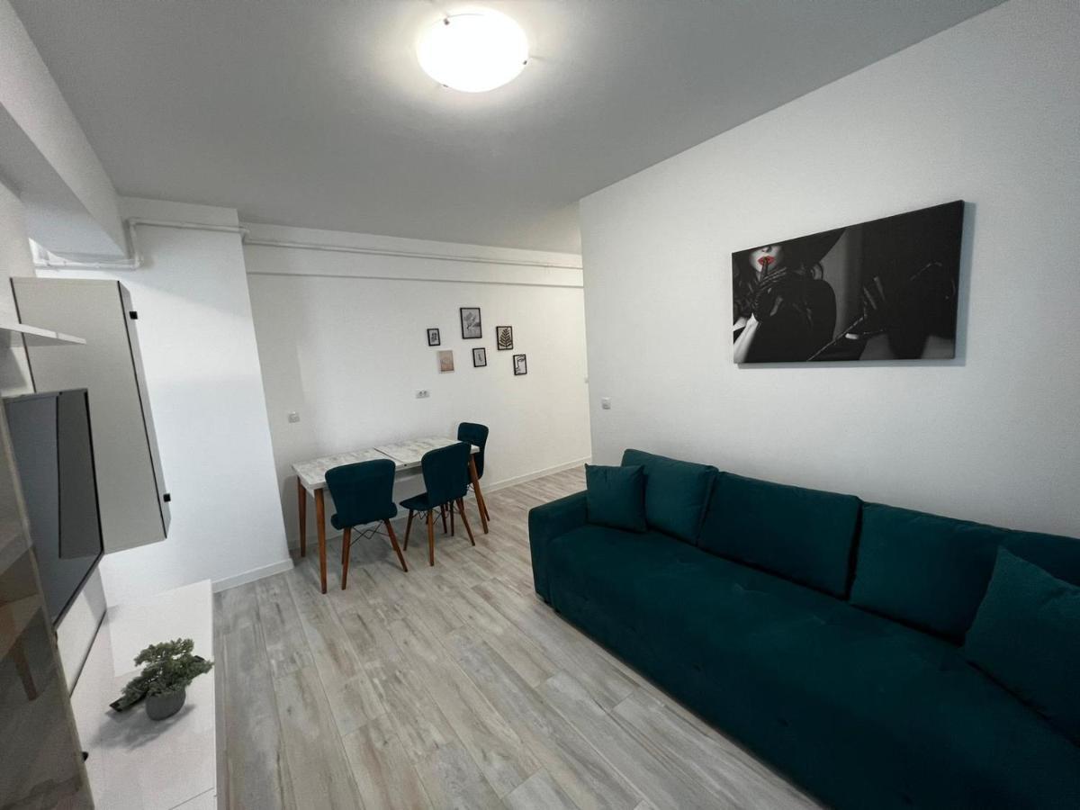 Cozy Accommodation Central City - ยาช ภายนอก รูปภาพ