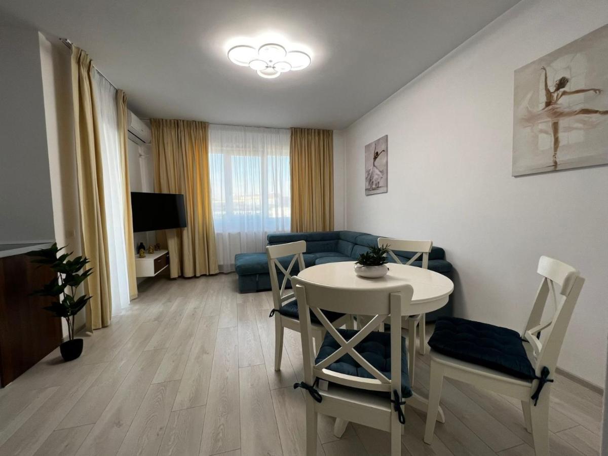 Cozy Accommodation Central City - ยาช ภายนอก รูปภาพ