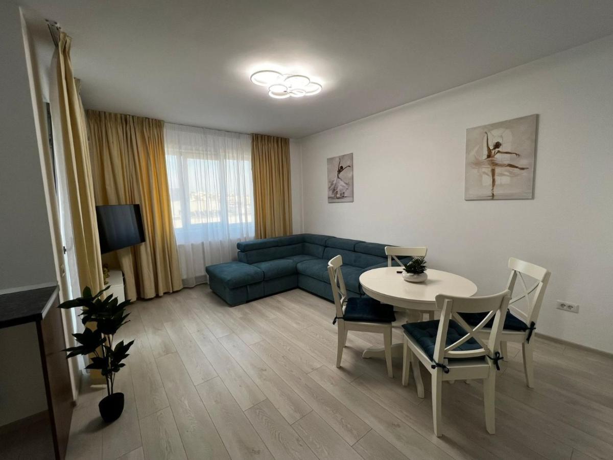 Cozy Accommodation Central City - ยาช ภายนอก รูปภาพ