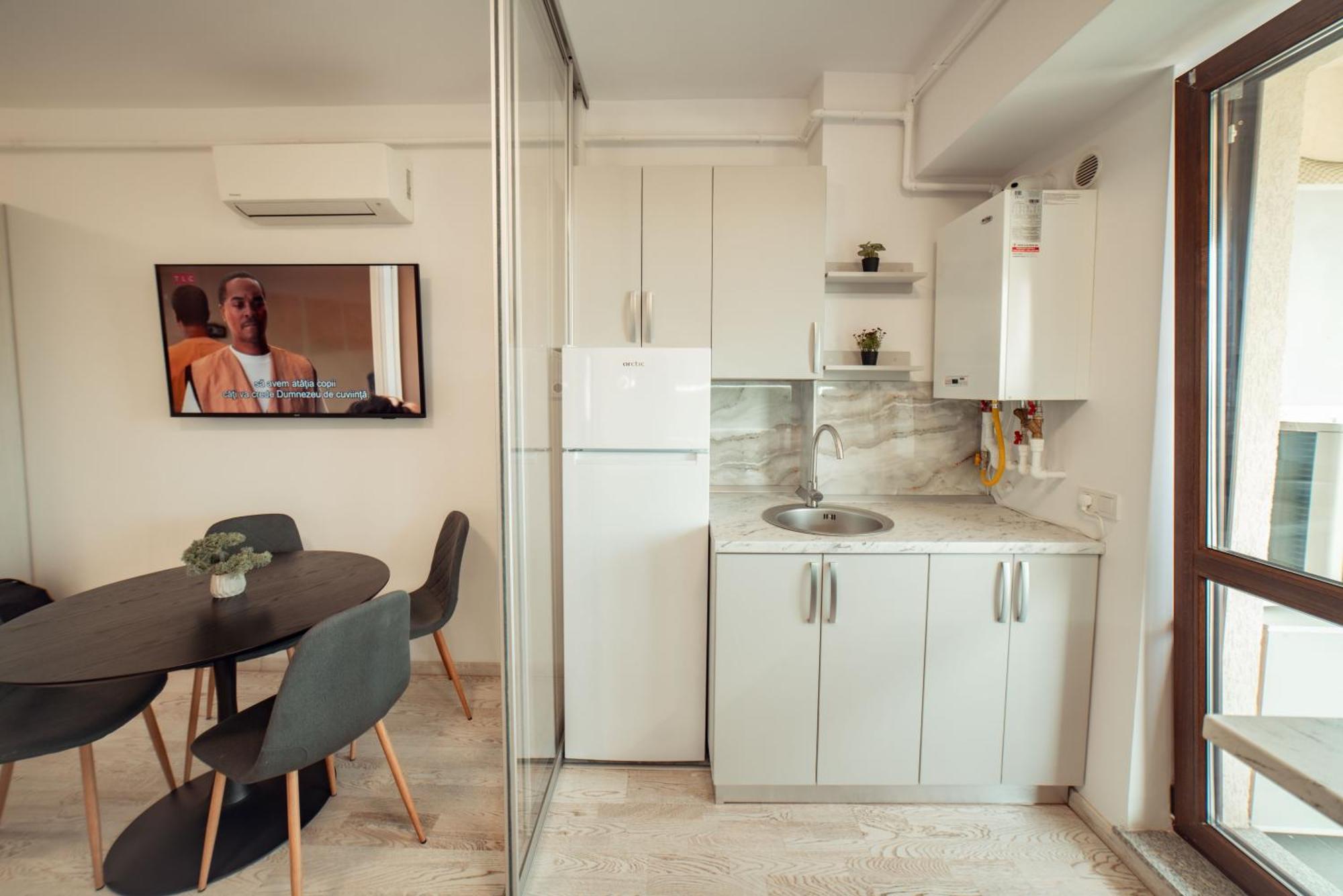 Cozy Accommodation Central City - ยาช ภายนอก รูปภาพ