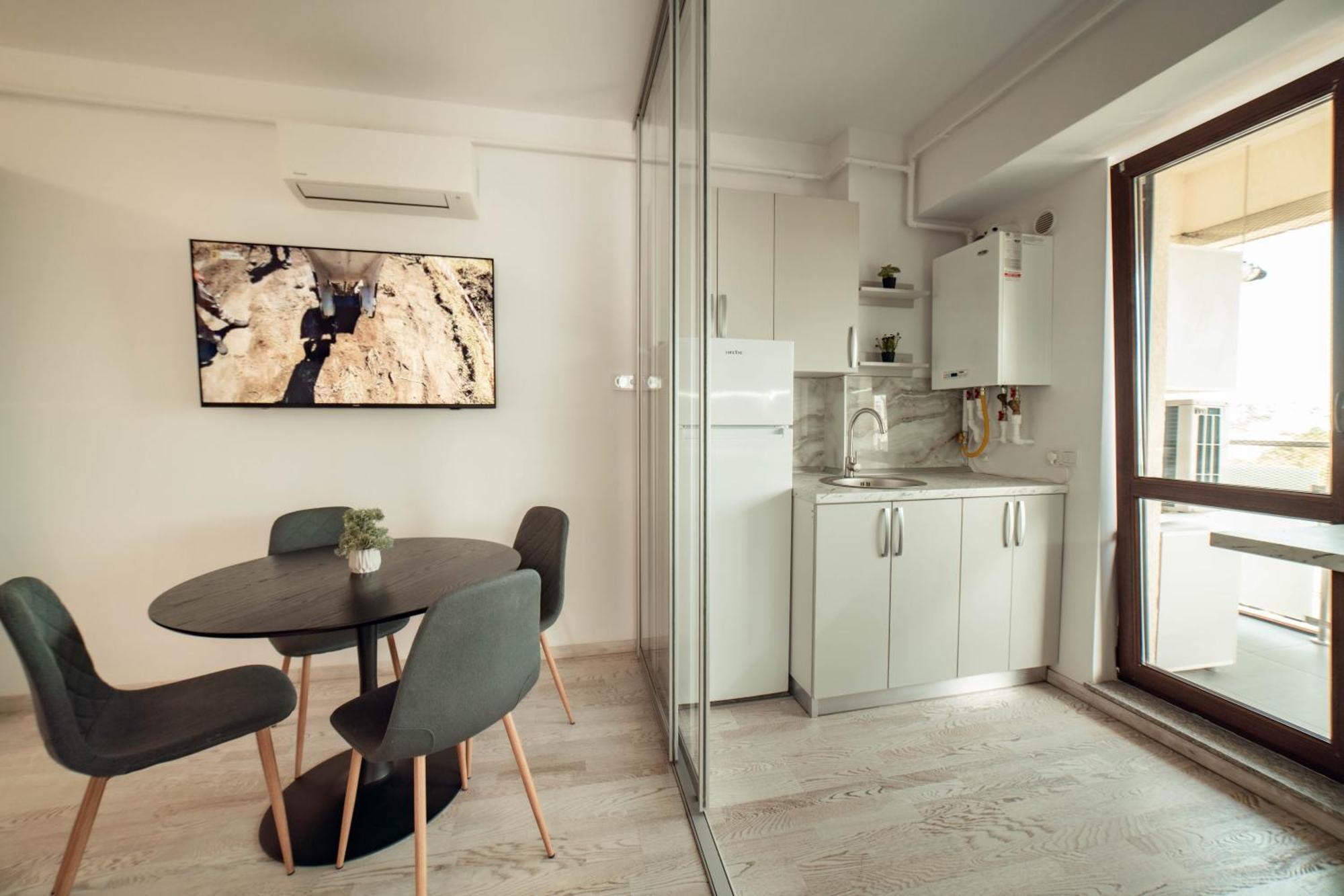 Cozy Accommodation Central City - ยาช ภายนอก รูปภาพ